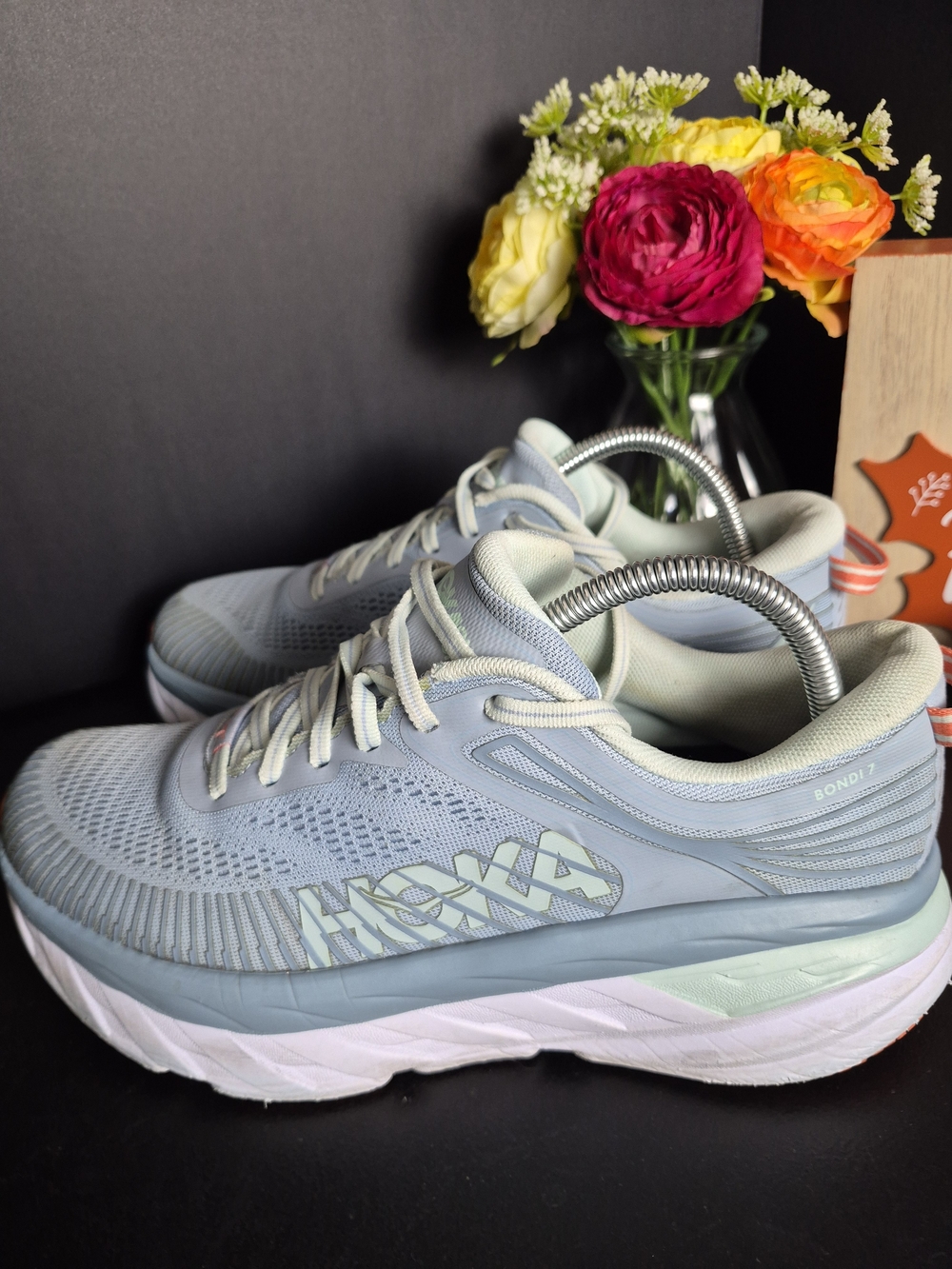 HOKA Women's Bondi 7 Light Blue Cushioned Running Shoes.Size 9.5